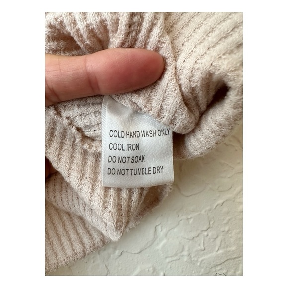 Showpo Tank Top - Picture 5 of 5